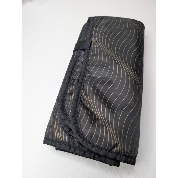 Rosie Pope Pregnant In Heals black Nylon pebbled leather diaper bag black - Picture 11 of 13